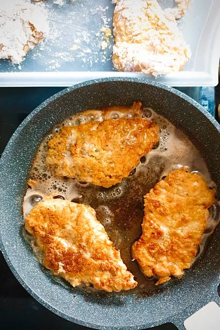 Crispy skillet chicken breast, healthy meals