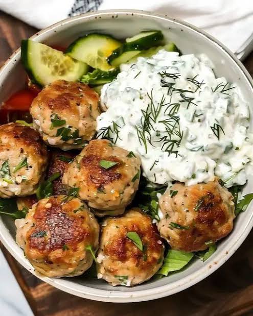 Minty chicken meatballs with yoghurt and lemon, easy dinners, healthy dinners