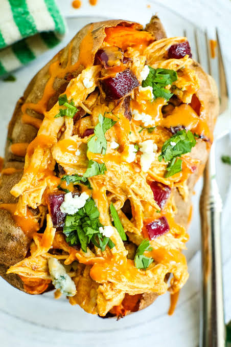Buffalo chicken sweet potato 