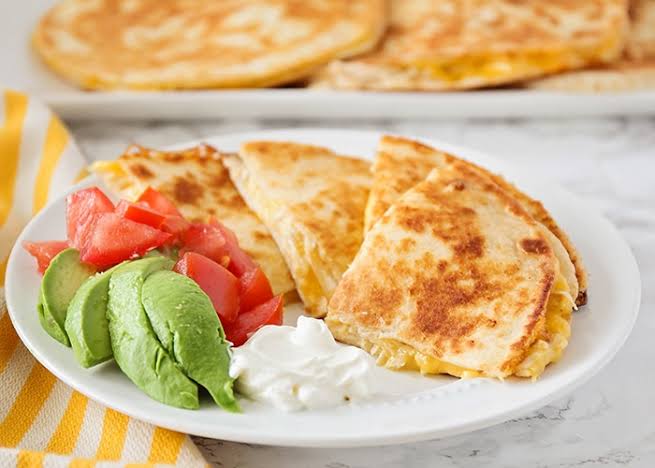 Easy chicken quesadilla recipe 