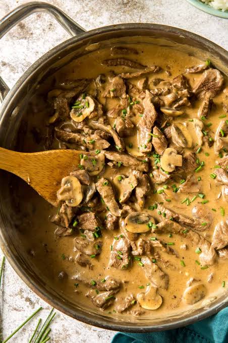Creamy beef stroganoff recipe 
