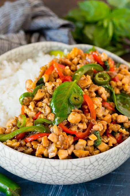 Thai basil chicken 