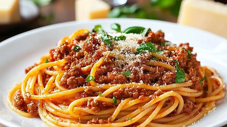Easy Spaghetti Bolognese recipe 
